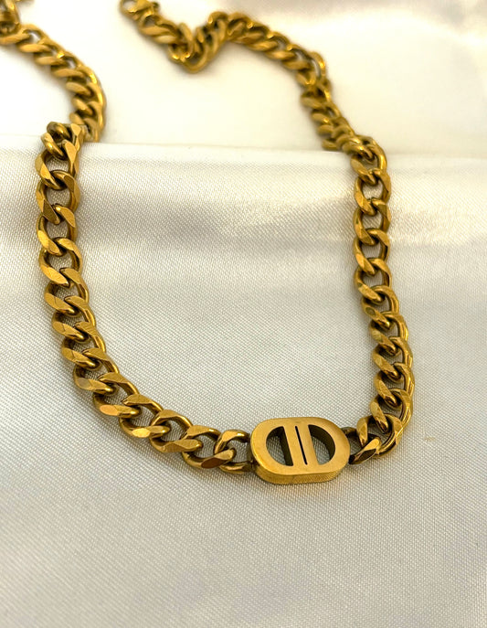Collier Hita