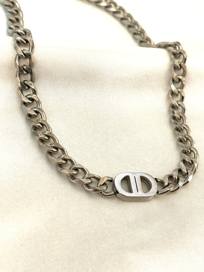 Collier Hita