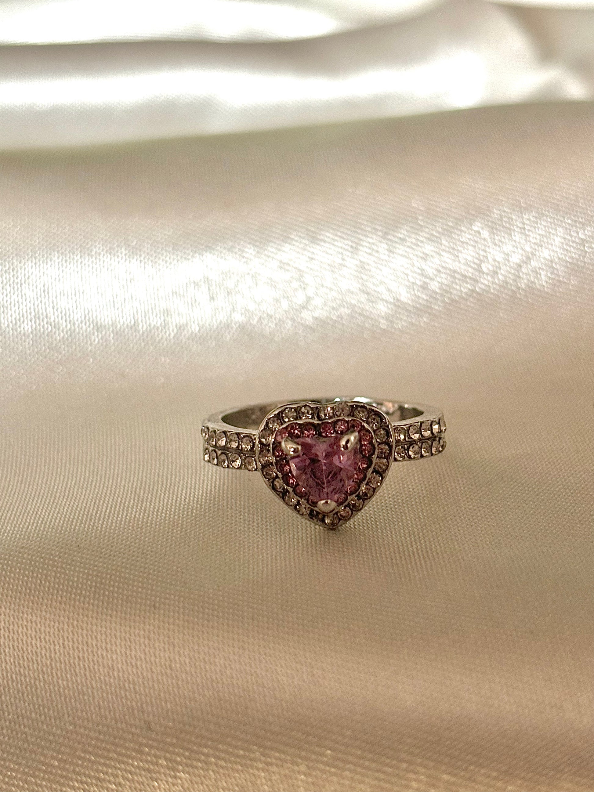 Bague Acenis en acier inoxydable et en forme de coeur