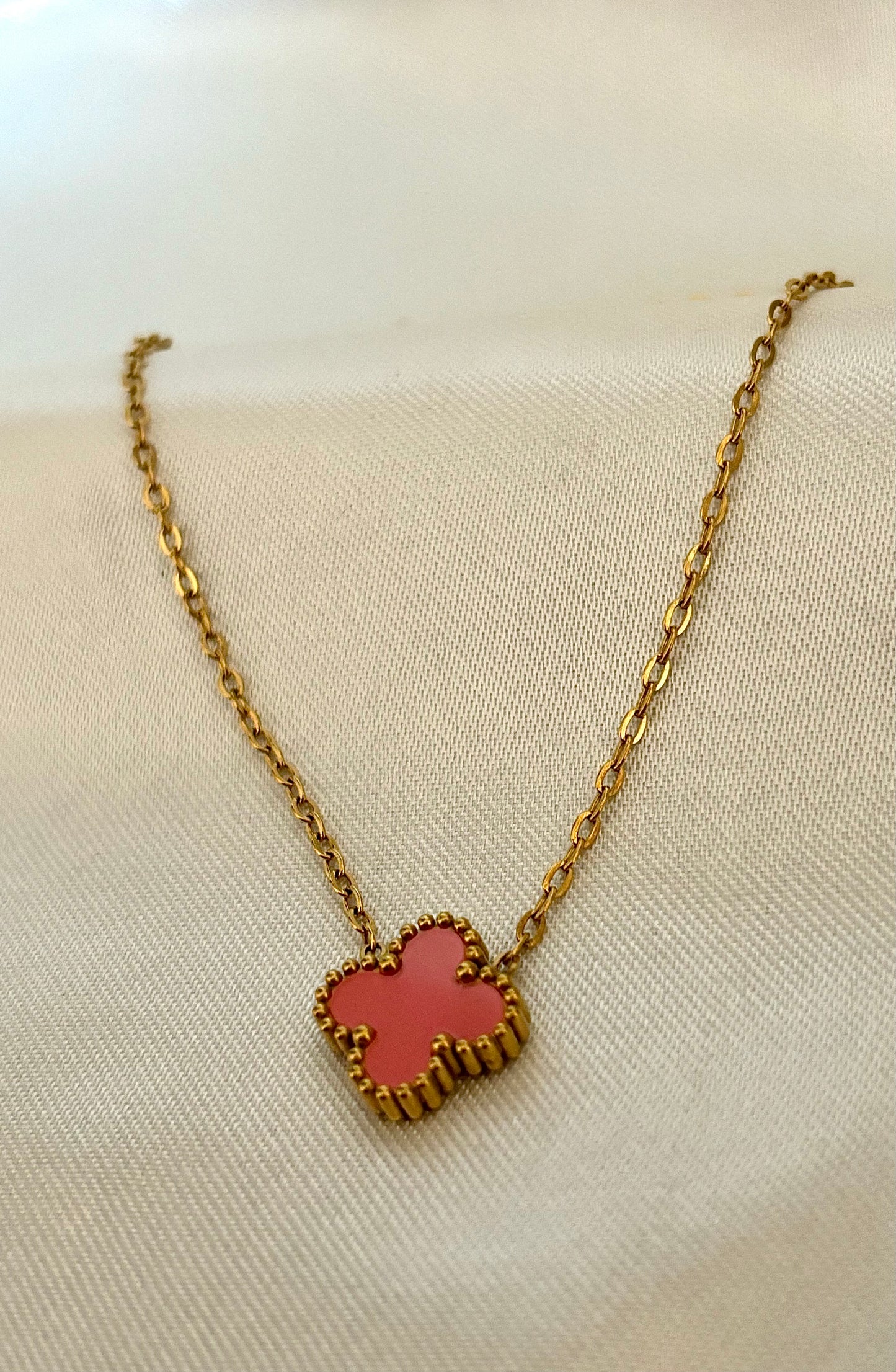 Collier Clessia rose ,  bijou élégant, trèfle à quatre feuilles, acier inoxydable 