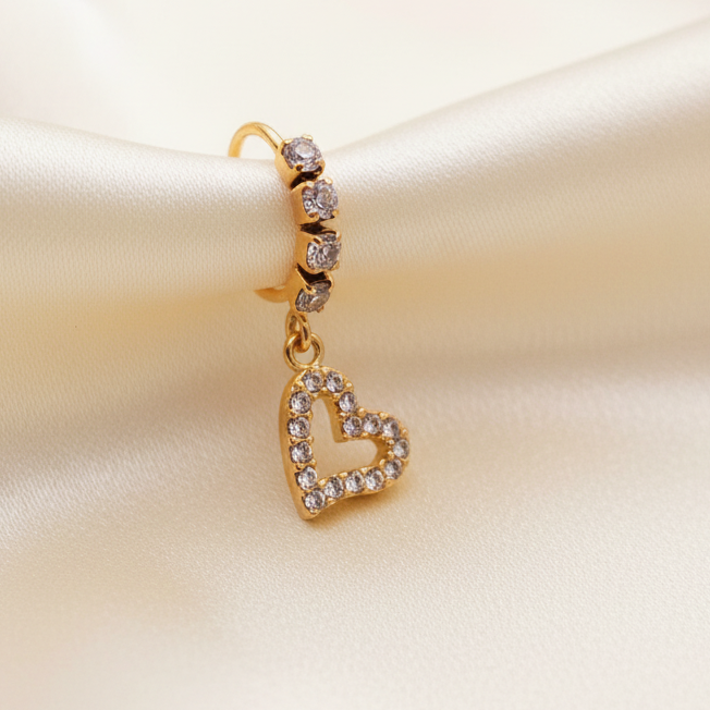 Piercing ear cuff cœur doré debout